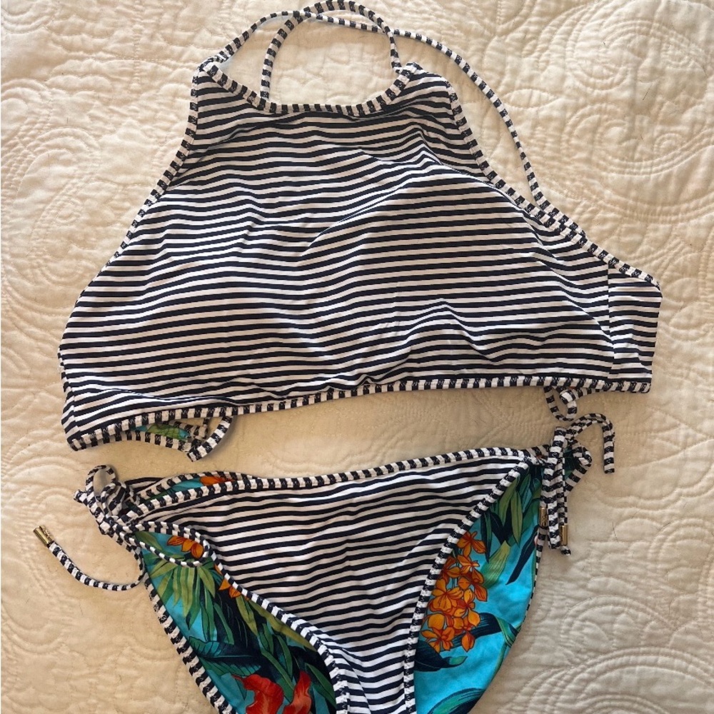 Reversible bikini